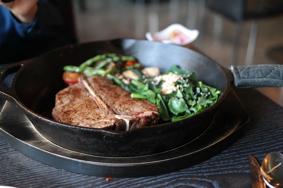 iron rich food  steak spinach